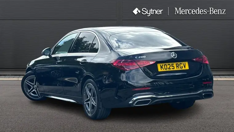 2025 Mercedes-Benz C200 AMG Line, photo 3