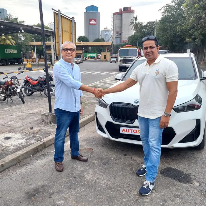 Autosafe client receiving their car