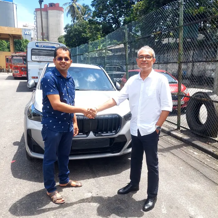 Autosafe client receiving their car